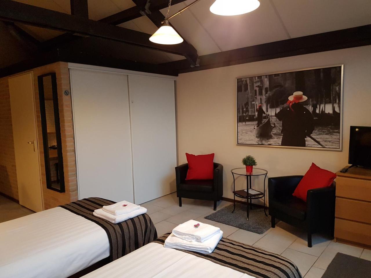 Motel Oostvoorne Exteriör bild